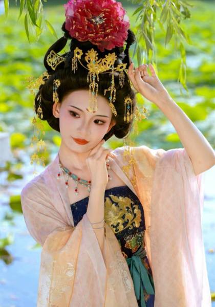 推荐艺人