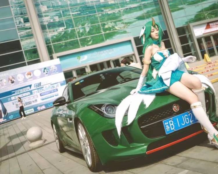 艺人背景图