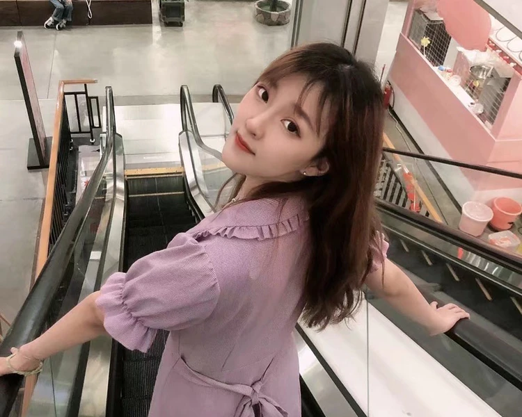 艺人背景图