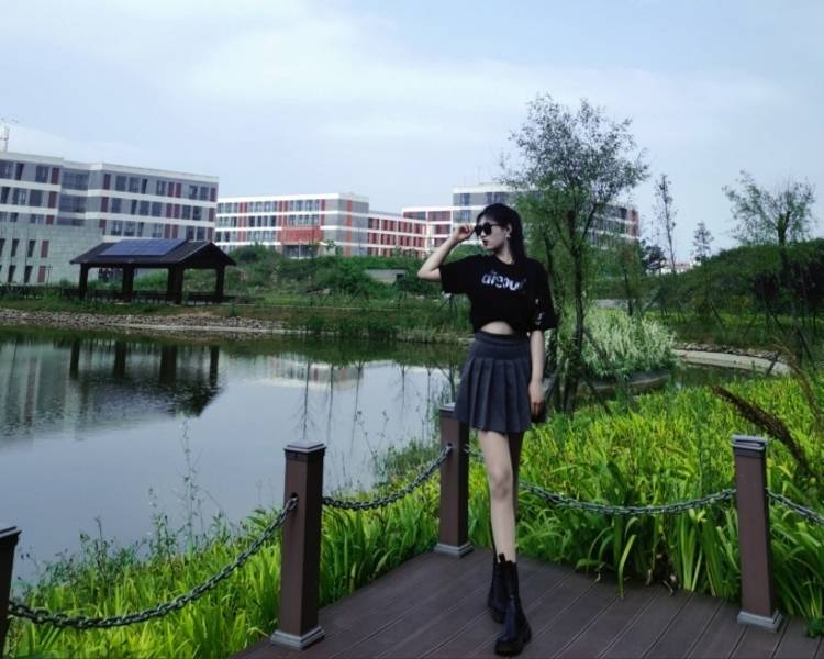艺人背景图