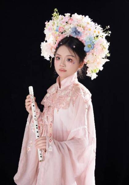 推荐艺人
