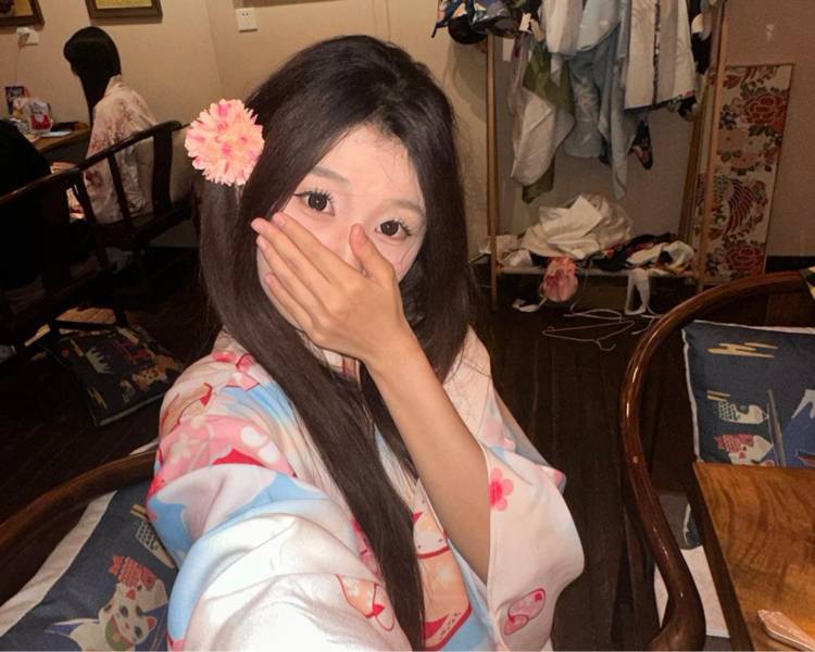 艺人背景图