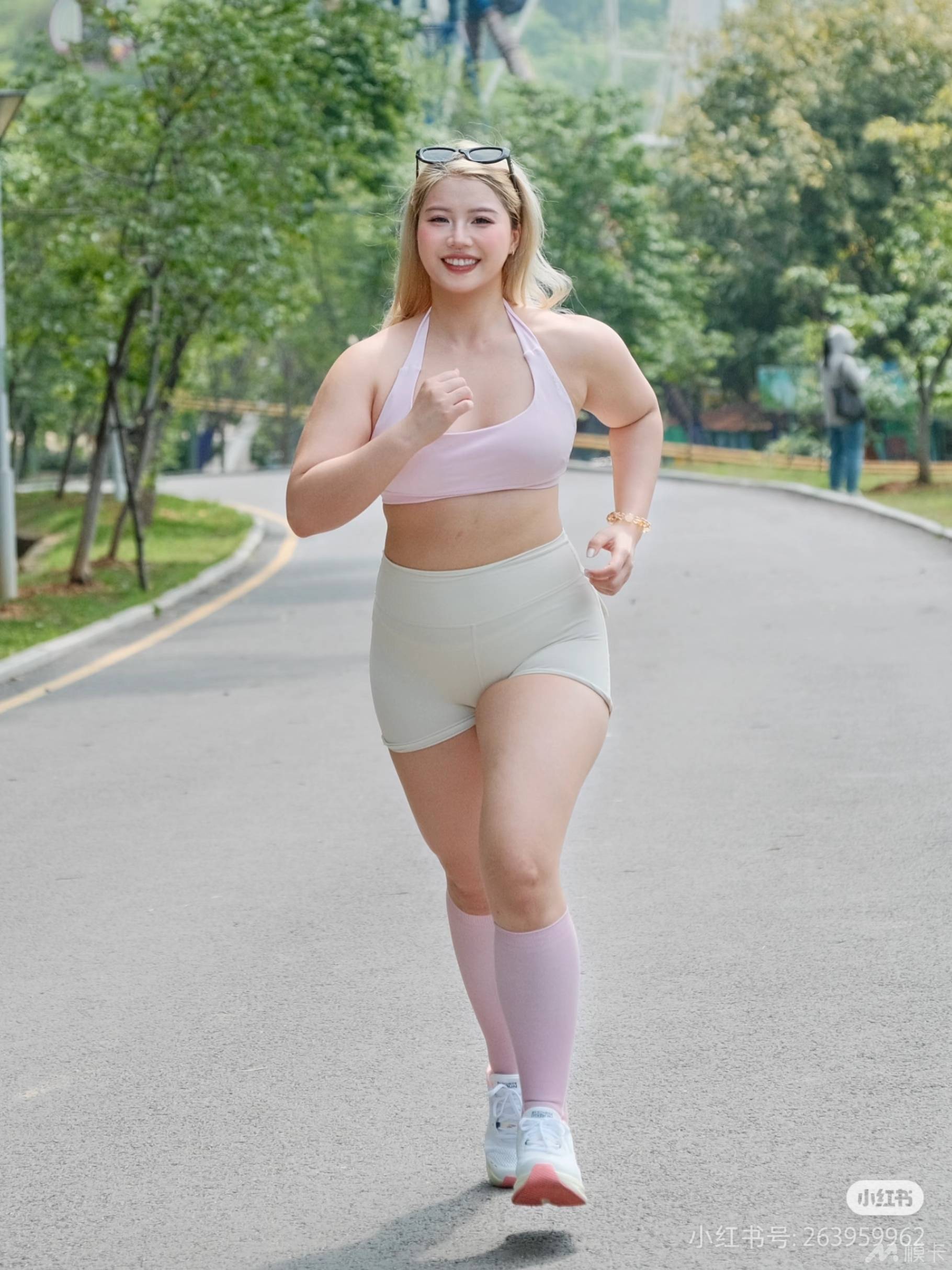 通告图片