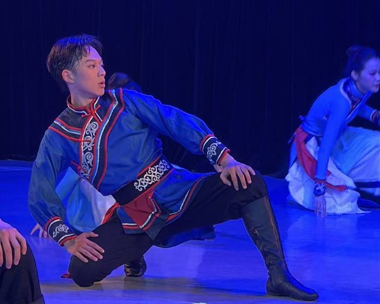 艺人背景图