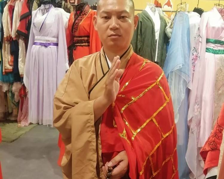 艺人背景图
