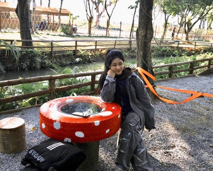 艺人背景图