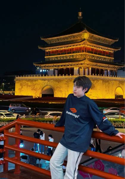 推荐艺人