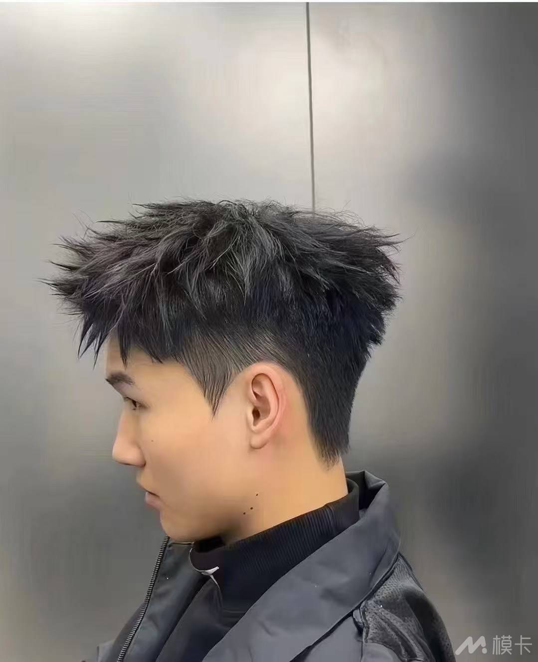 通告图片