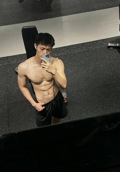 推荐艺人