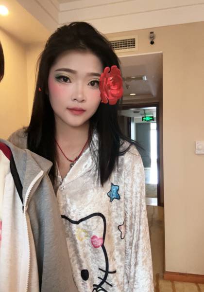 推荐艺人