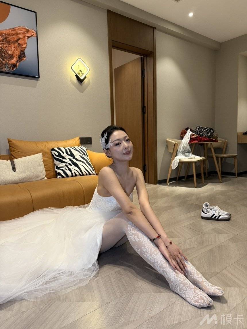通告图片