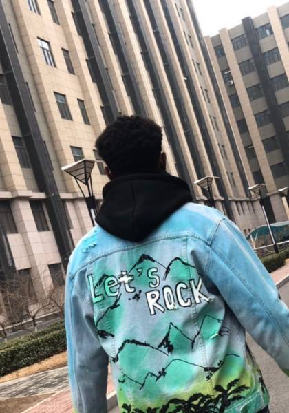 推荐艺人