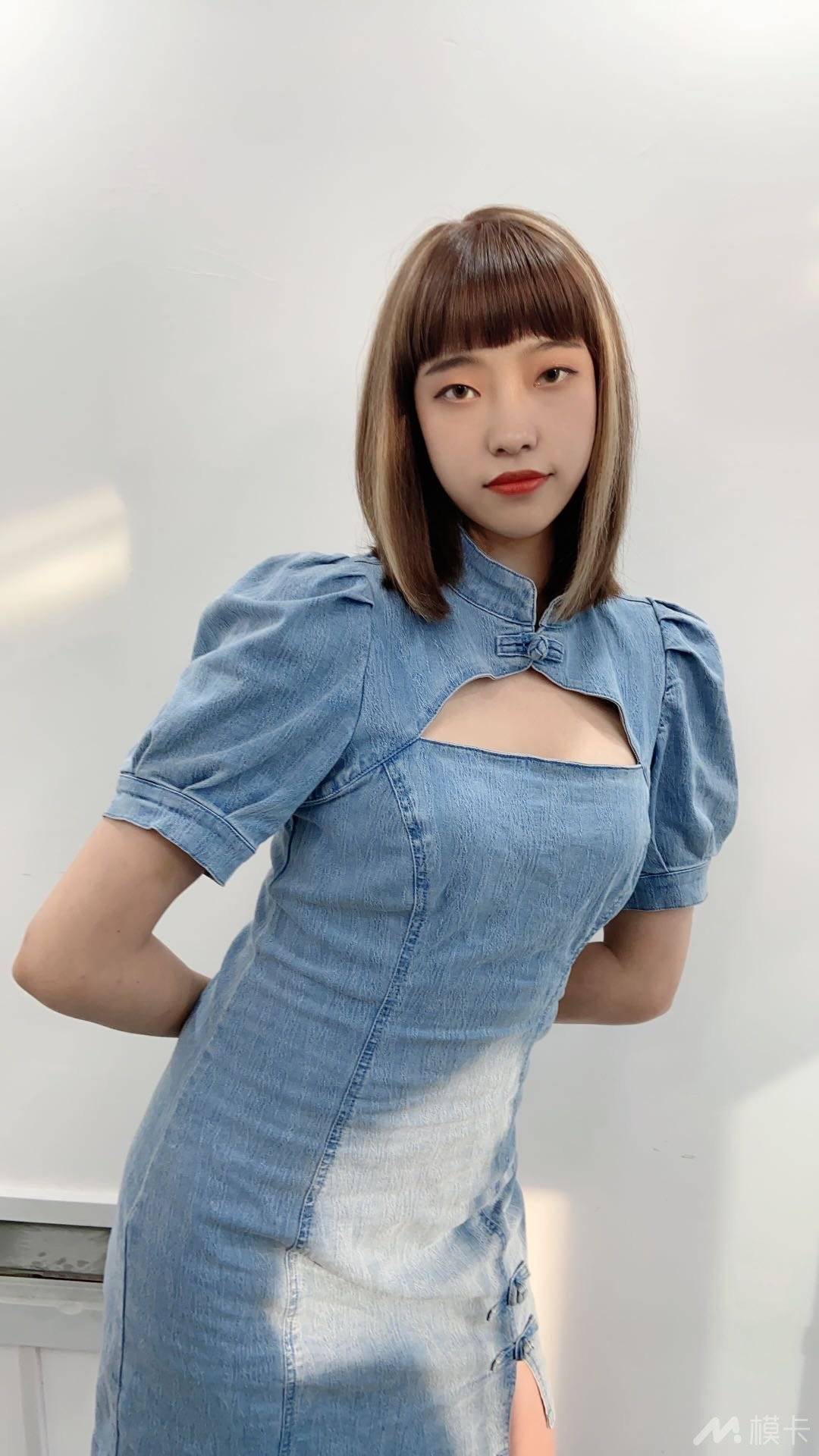 通告图片