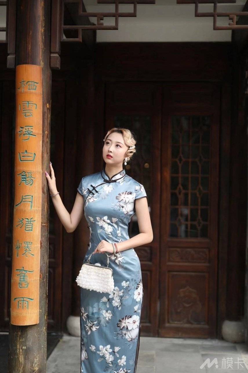通告图片