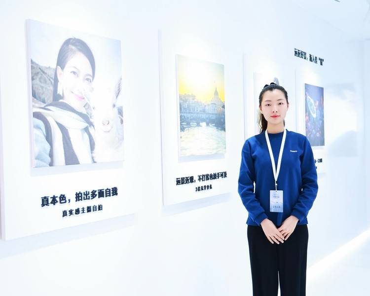 艺人背景图