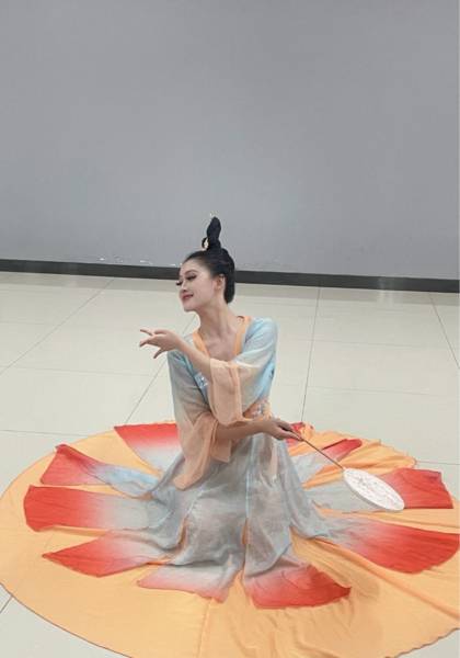 推荐艺人