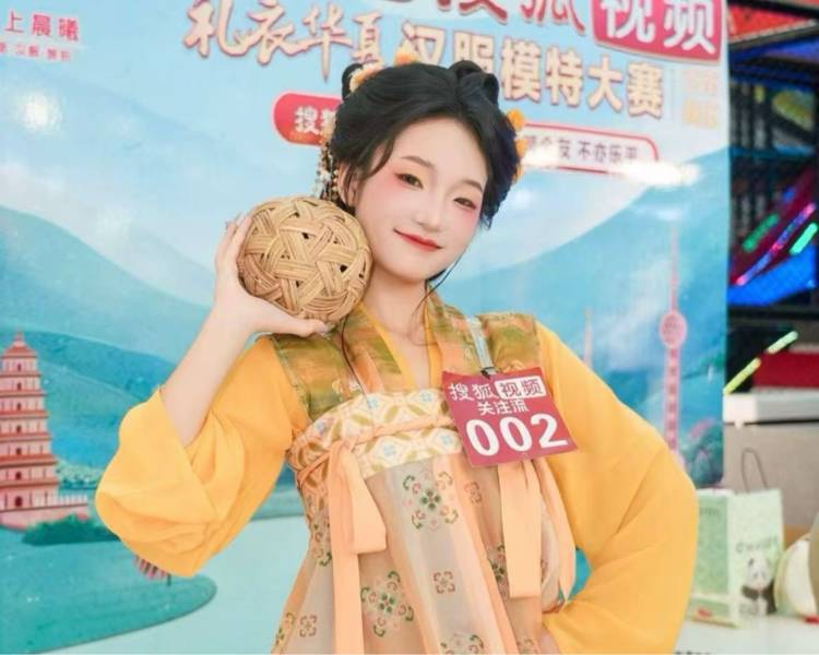艺人背景图