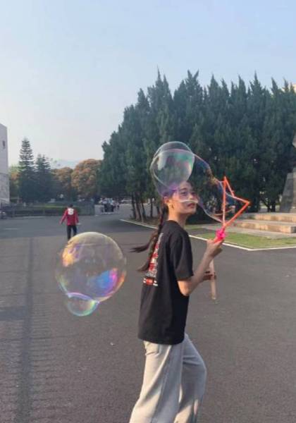 推荐艺人
