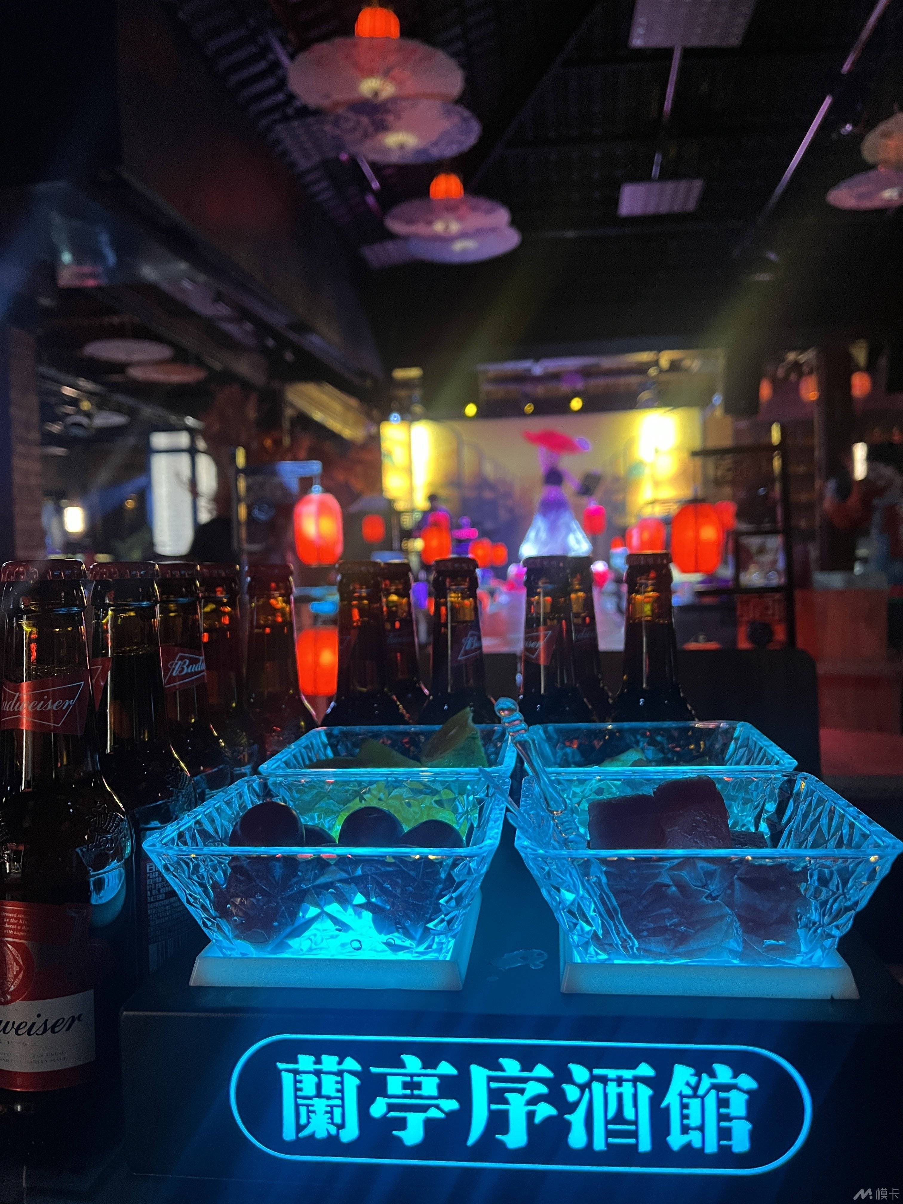通告图片