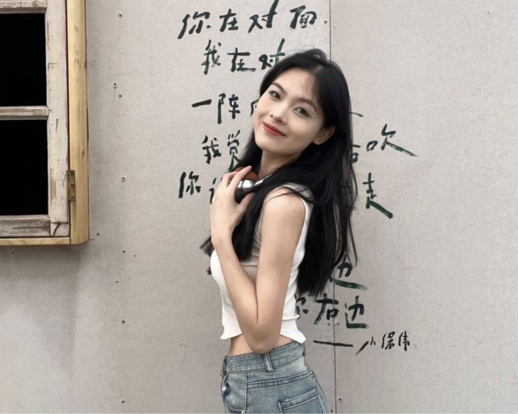 艺人背景图