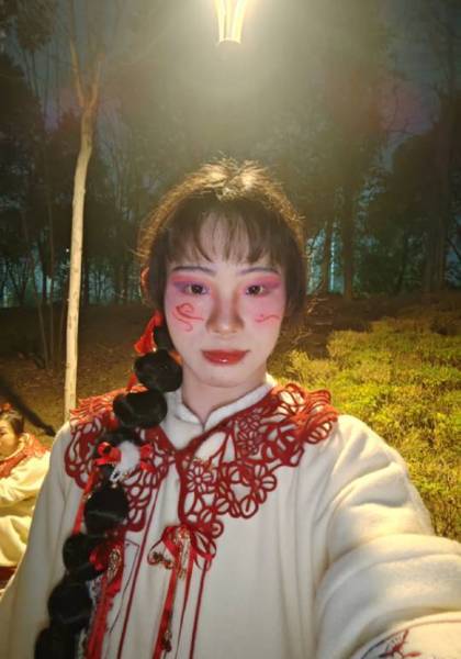 推荐艺人
