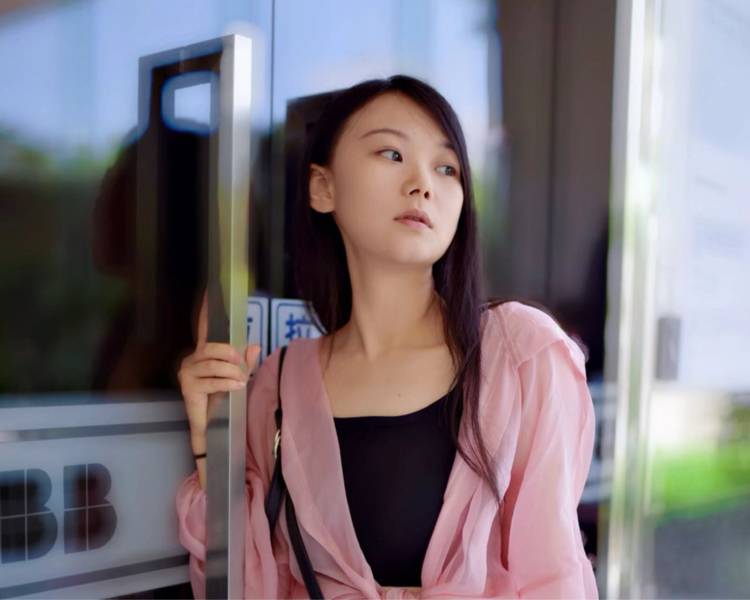 艺人背景图