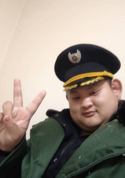 推荐艺人