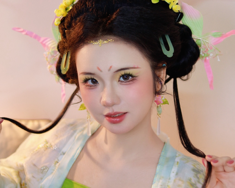 艺人背景图
