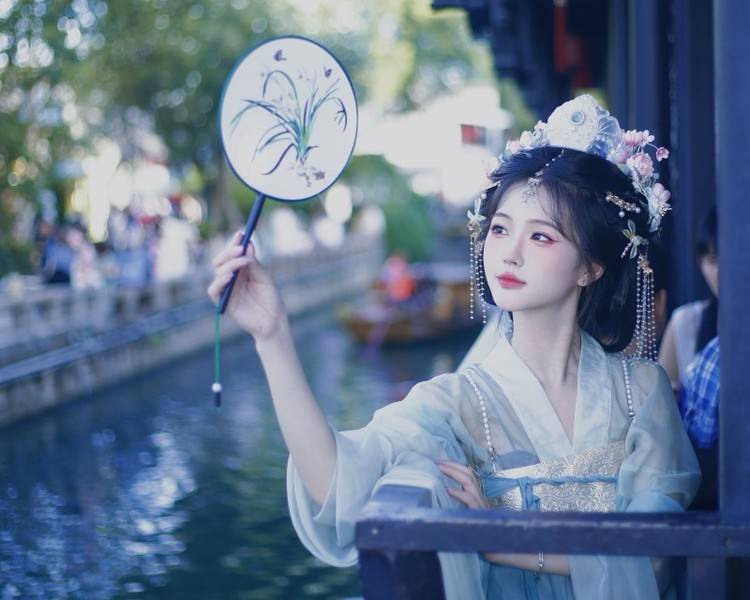 艺人背景图