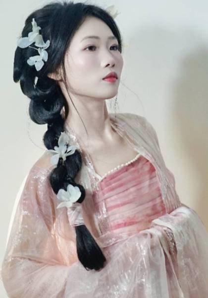 推荐艺人