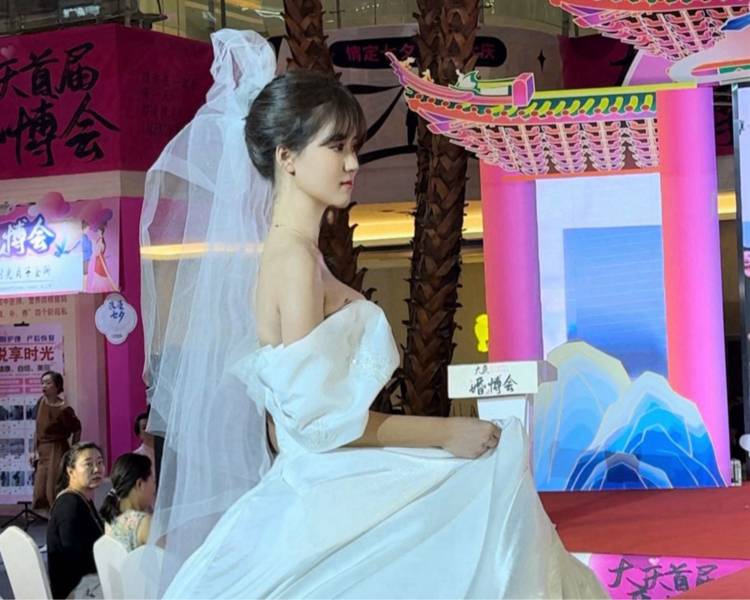 艺人背景图