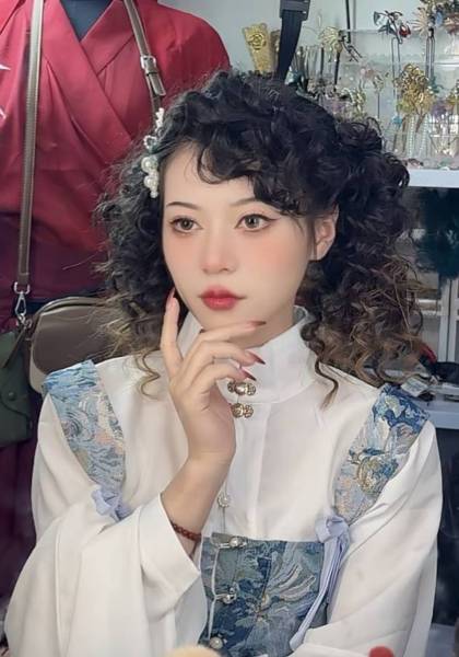 推荐艺人