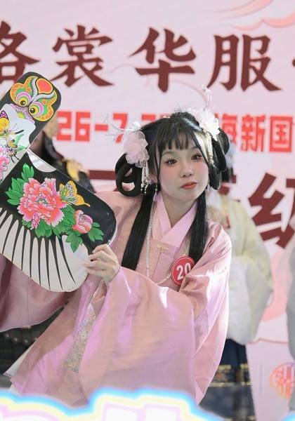 推荐艺人