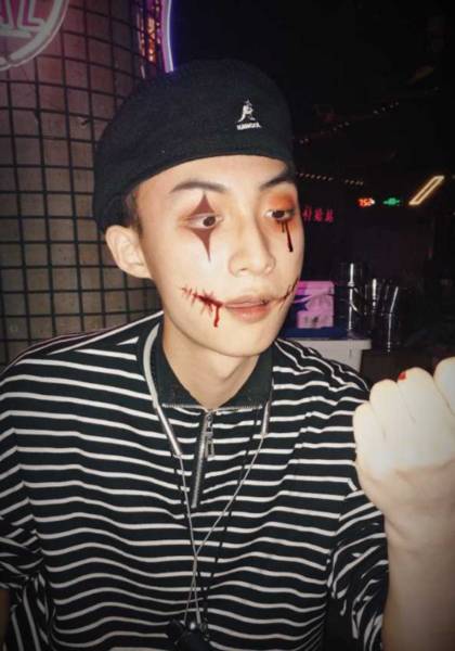 推荐艺人