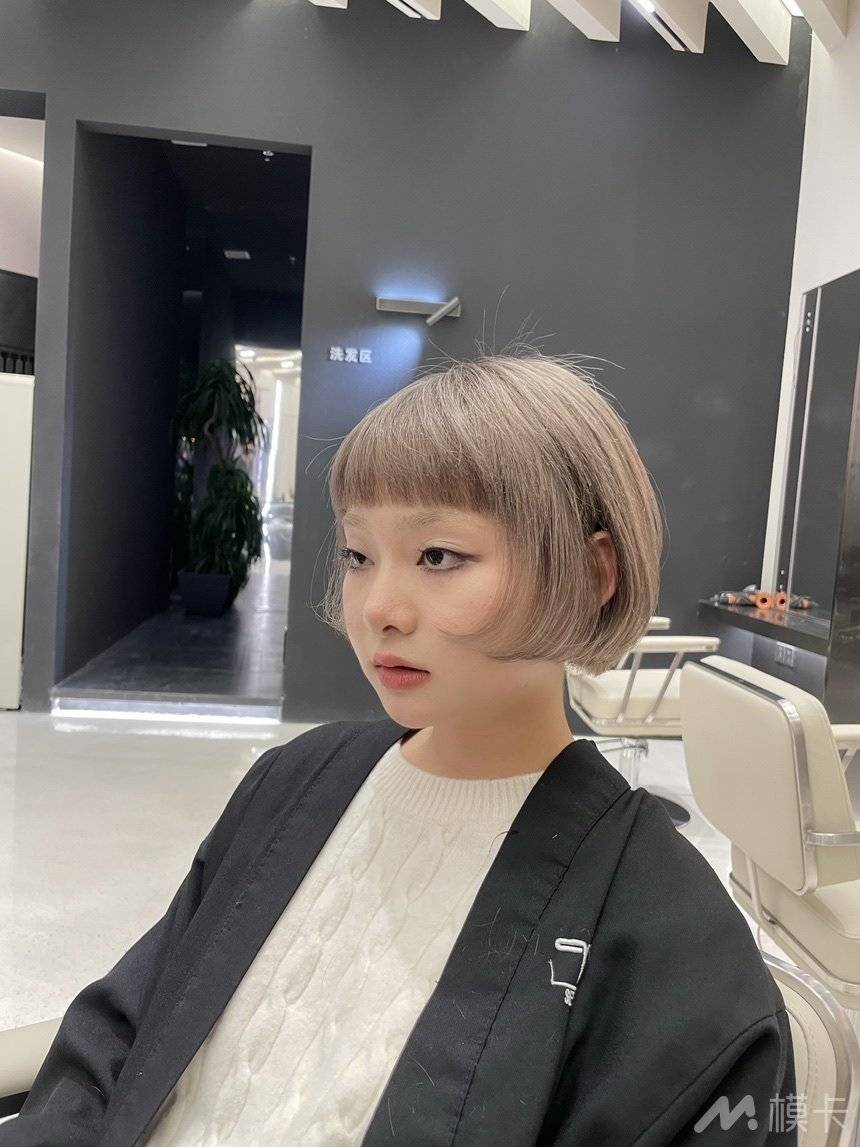 通告图片