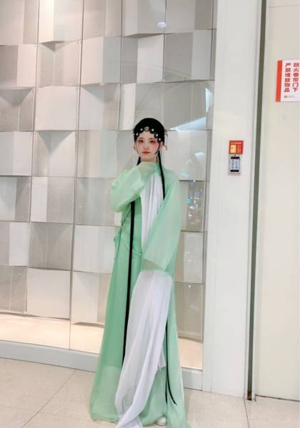 推荐艺人