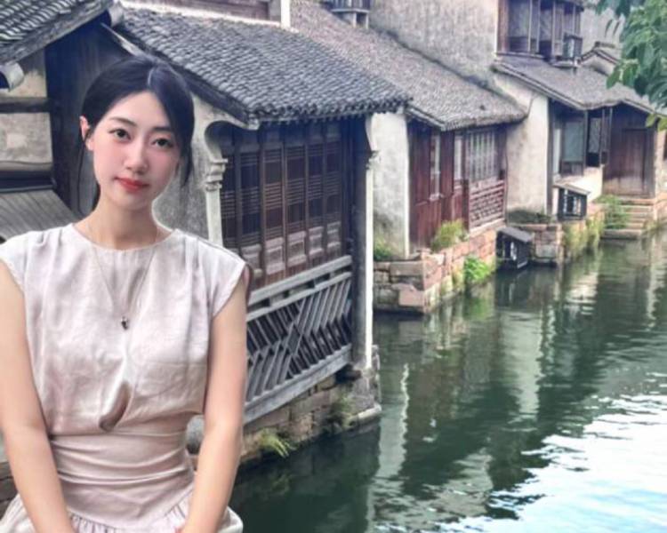 艺人背景图