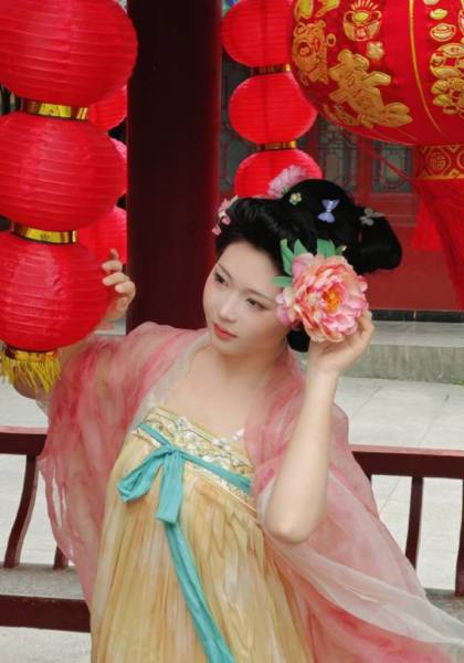 推荐艺人