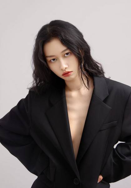 果儿的模卡主页