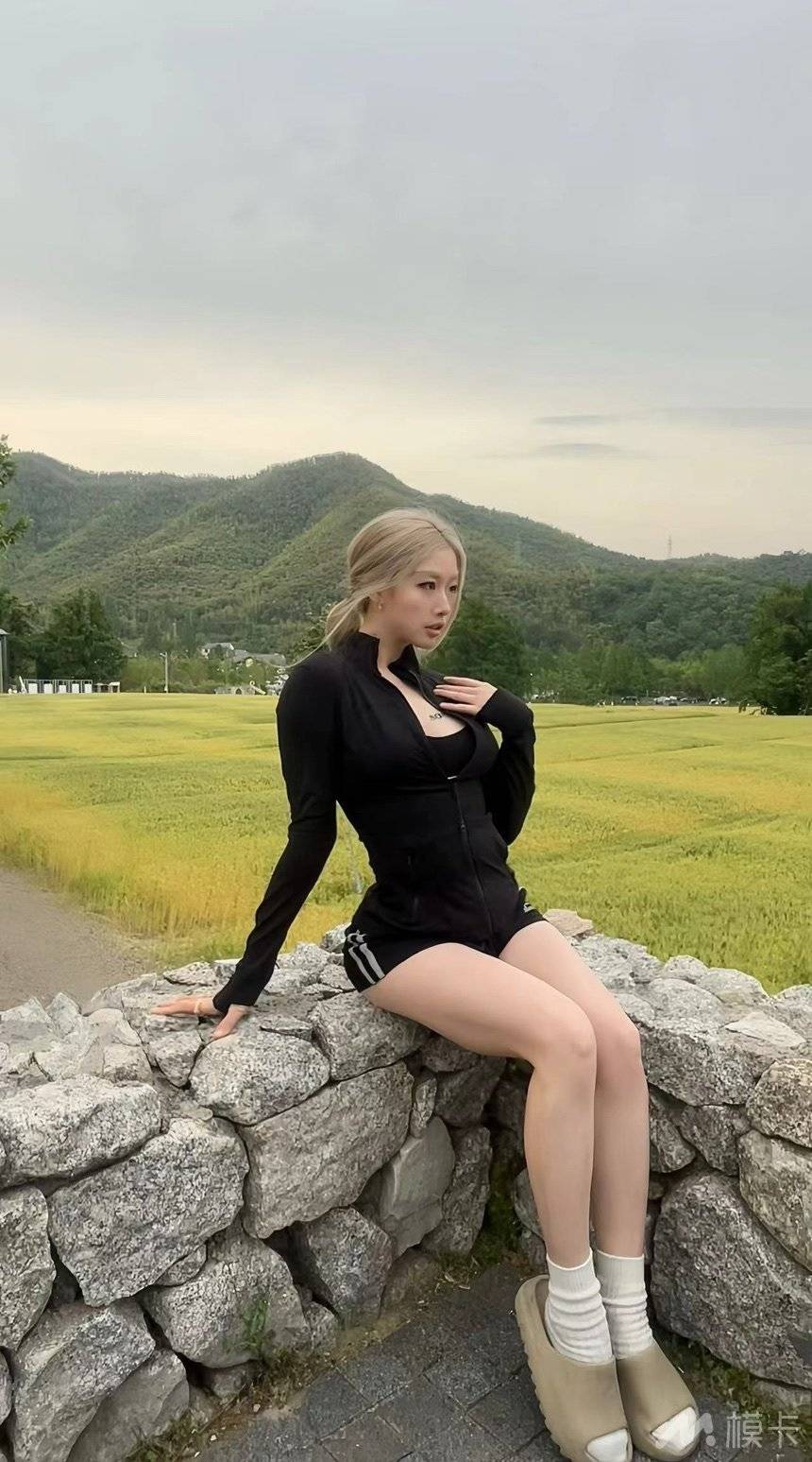 通告图片