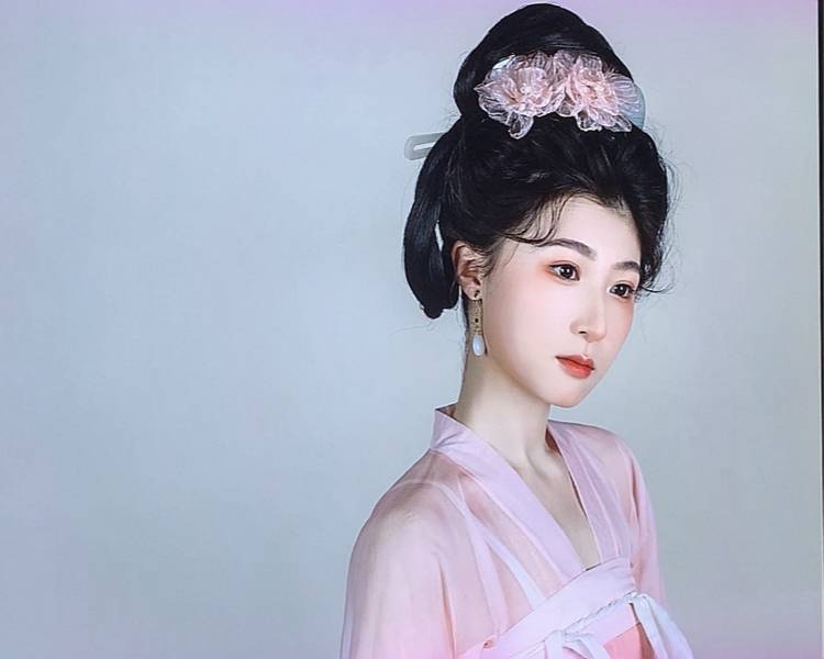 艺人背景图