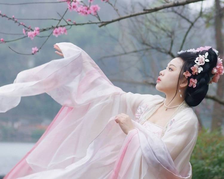 艺人背景图
