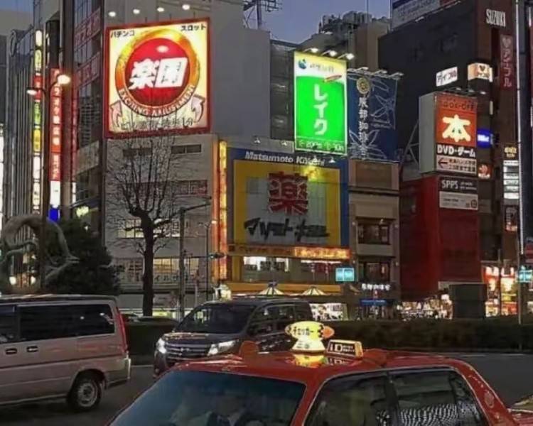 艺人背景图