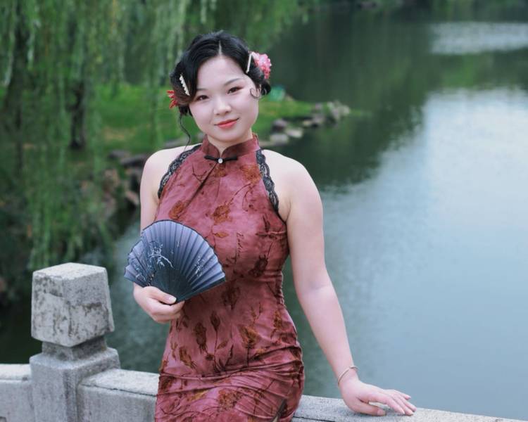 艺人背景图