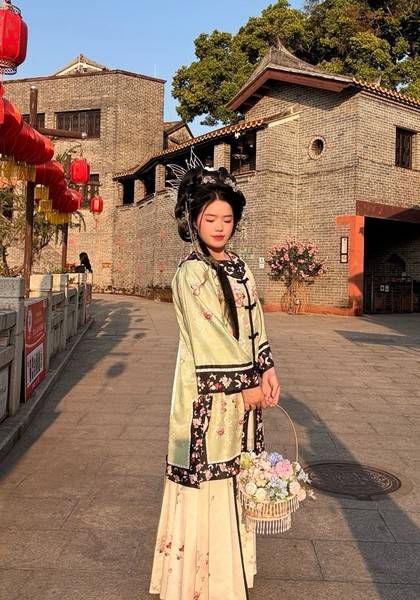 推荐艺人
