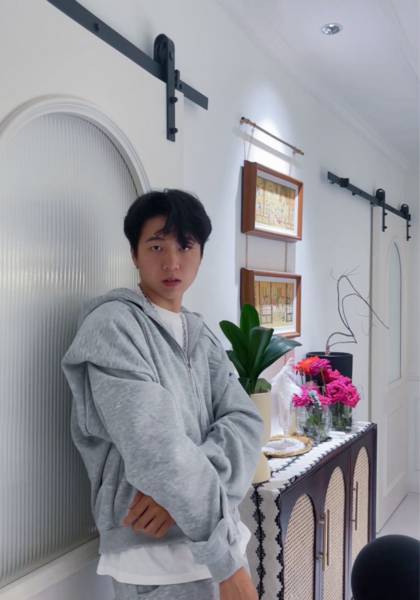 推荐艺人