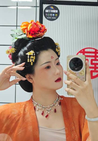 推荐艺人
