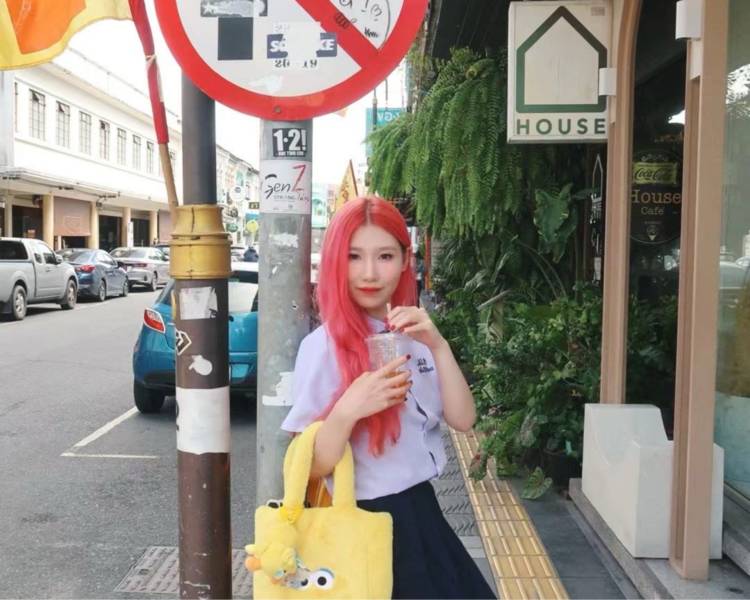 艺人背景图