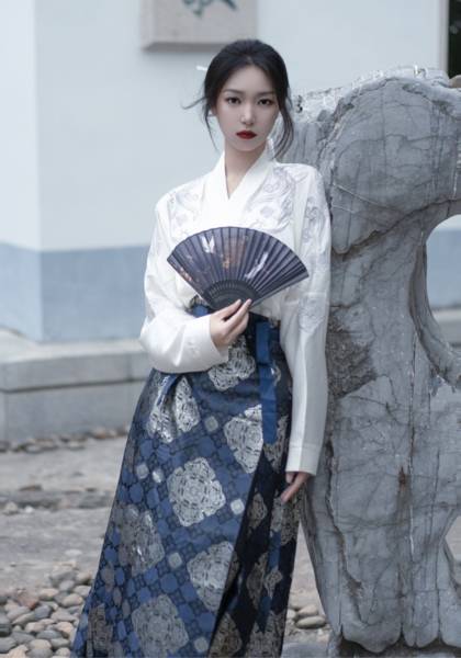 推荐艺人