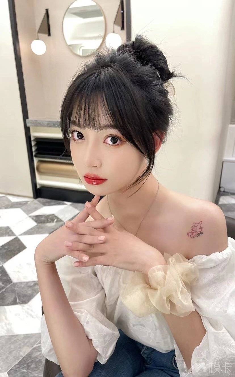 通告图片